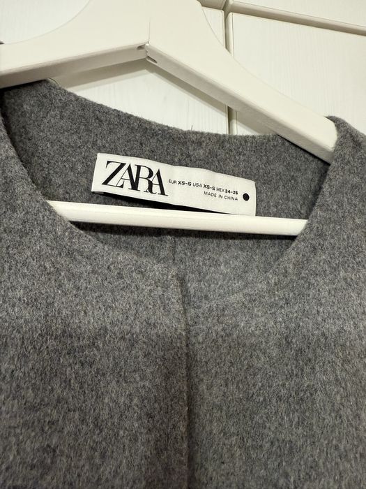 Дамско дълго сиво вълнено палто Zara