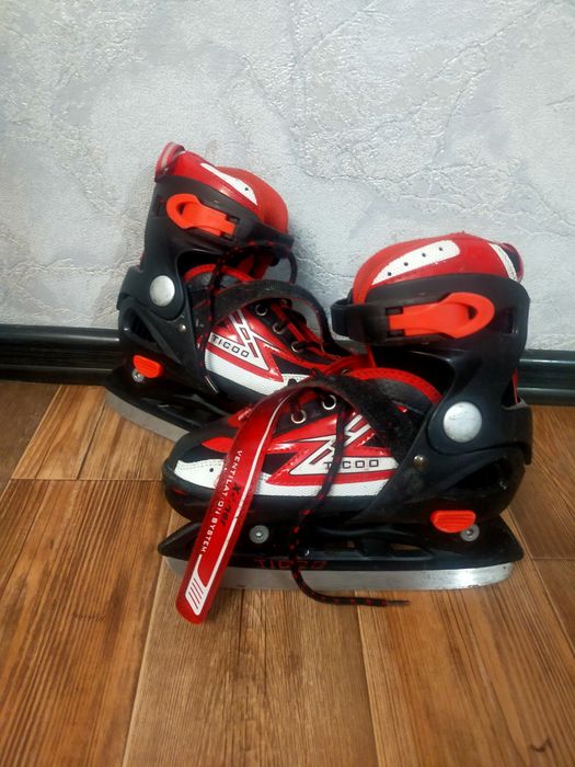 Продаю Коньки б/у