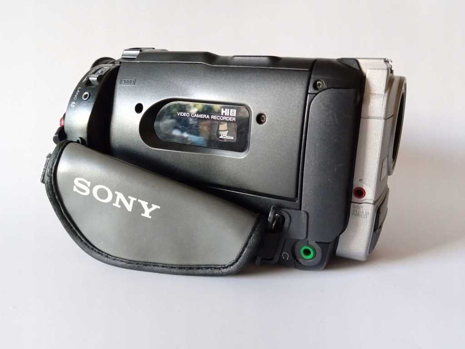 Camera filme casete Hi8, video8 impecabila