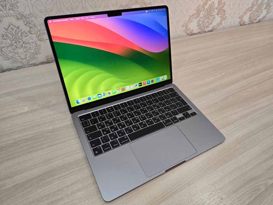 Macbook Air, M2, RAM 8Gb, SSD 256Gb, 2K