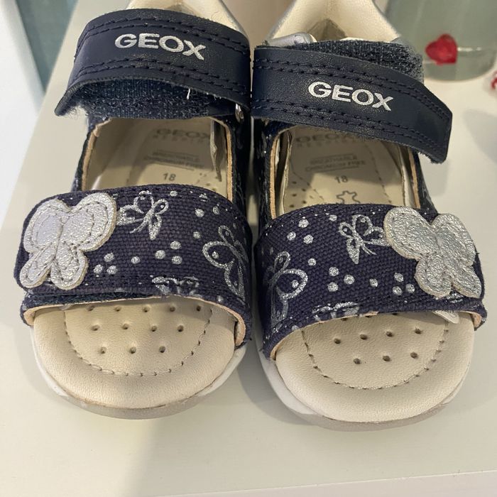 Бебешки сандали и маратонки Geox, чисто нови