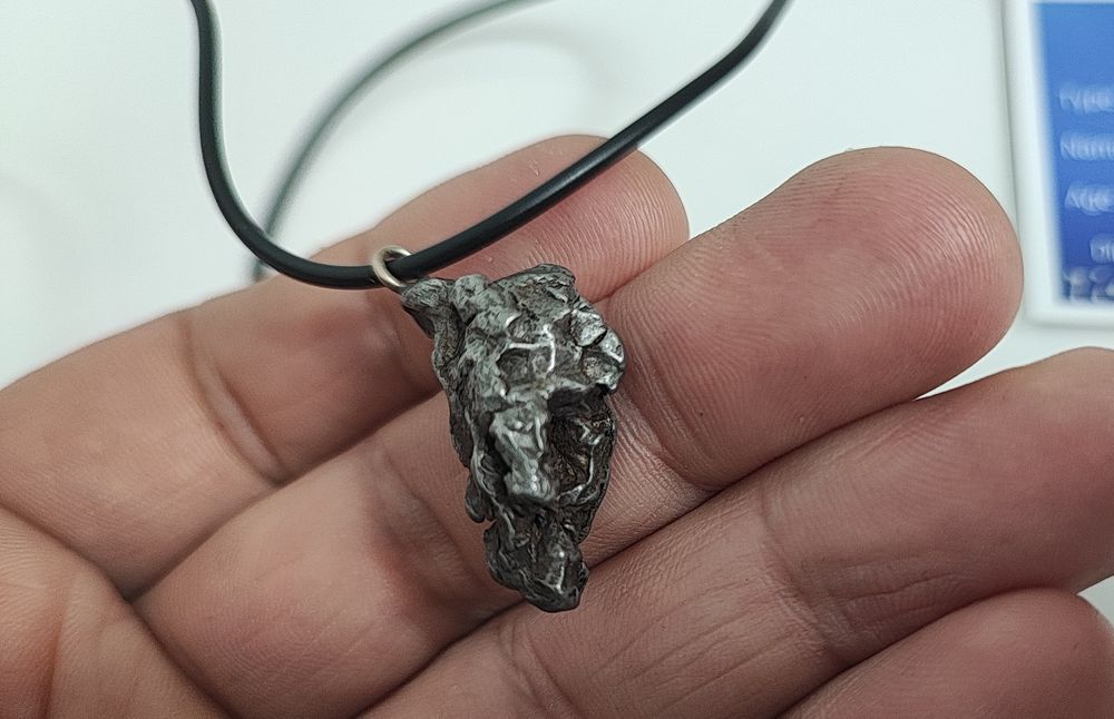 Pandantiv meteorit cu certificat de autenticitate ! - argint 925