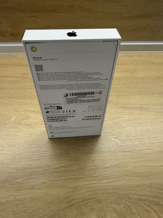 iPhone 17 Air Black 256GB-Нов  запечатан гаранция 36м  Yettel