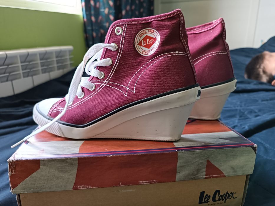 Дамски кецове Lee Cooper