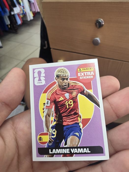 Lamine Yamal Extra sticker