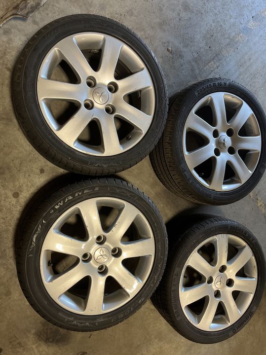 Set Jante 4x114.3 R16 anvelope 205 45 R16