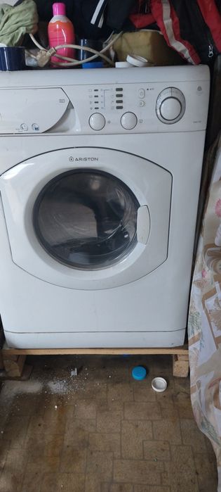 Стиральная машина аристон, индезит.
