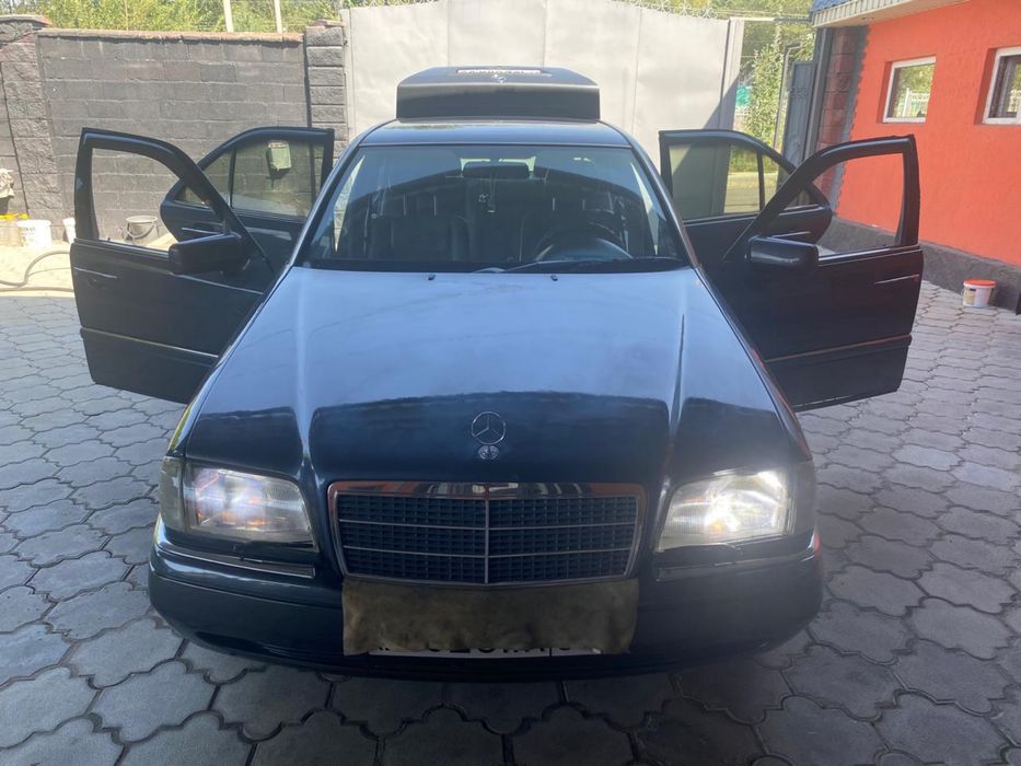 Mercedes-Benz 202 год выпуска 1995
