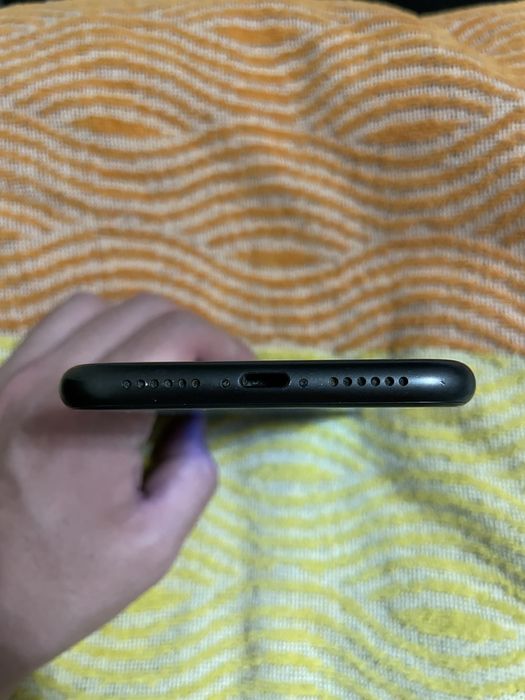 iPhone 11 128Gb черный цвет