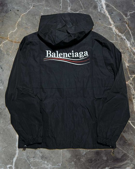 Geaca Balenciaga