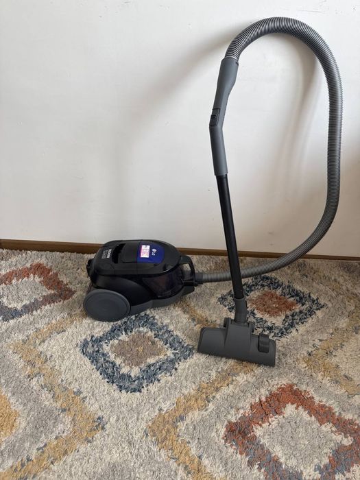 Pelisos LG umuman ishlatilmagan podarka qilingan shu turish yangi