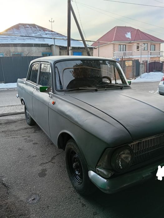 Машина Москвич 412