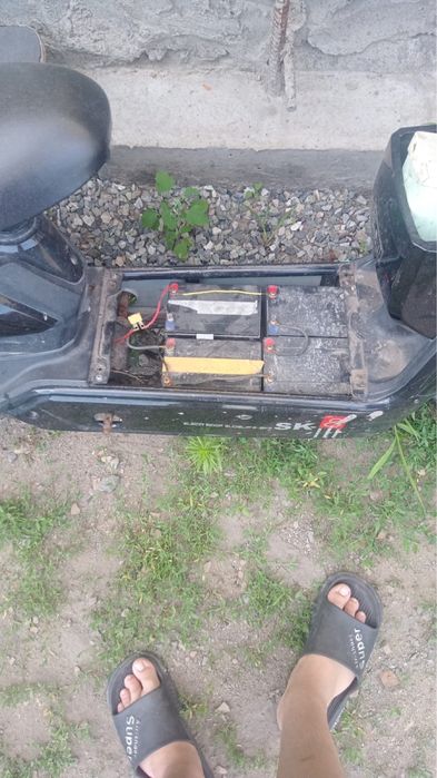Продам электро скутер ск 8