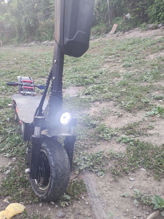 Vând trotinetă boyueda Q7 pro 3200w