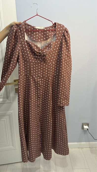 Женские платья , одежда