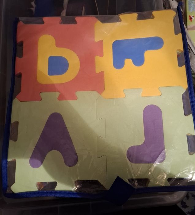 De vânzare covor puzzele