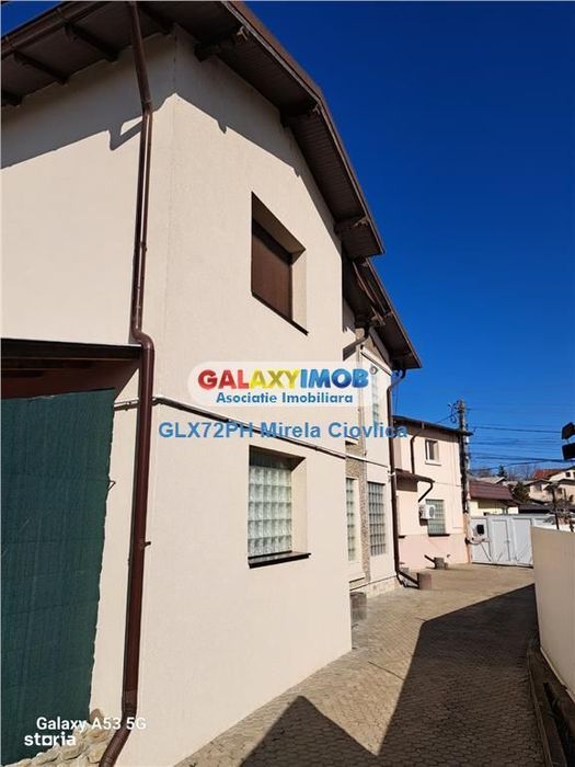 Vanzare Casa\/Vila cu spatiu comercial chiar in Centru