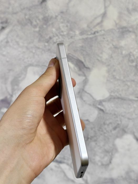Xiaomi 15 в отличном состоянии