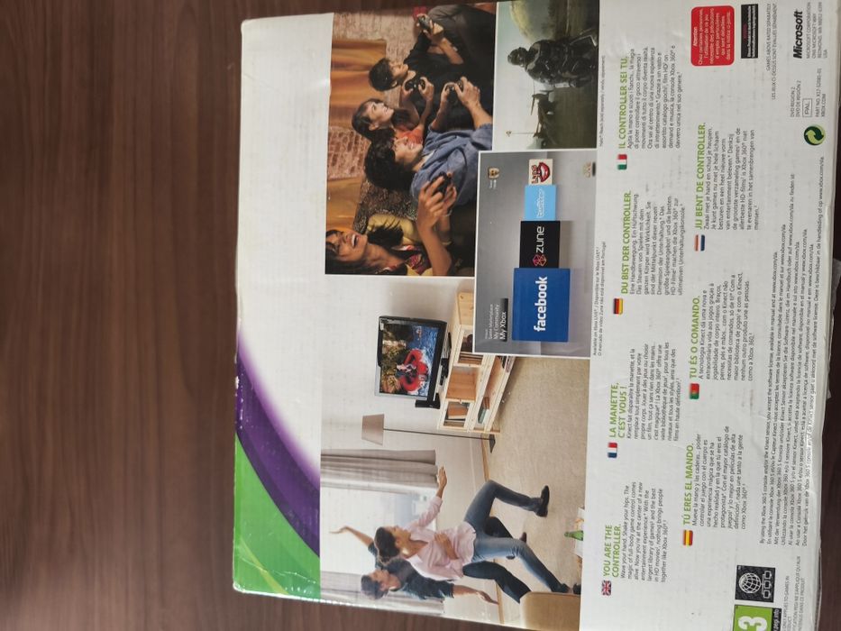 Игровая консоль Xbox  Slim в комплекте с  сенсором движения Kinect