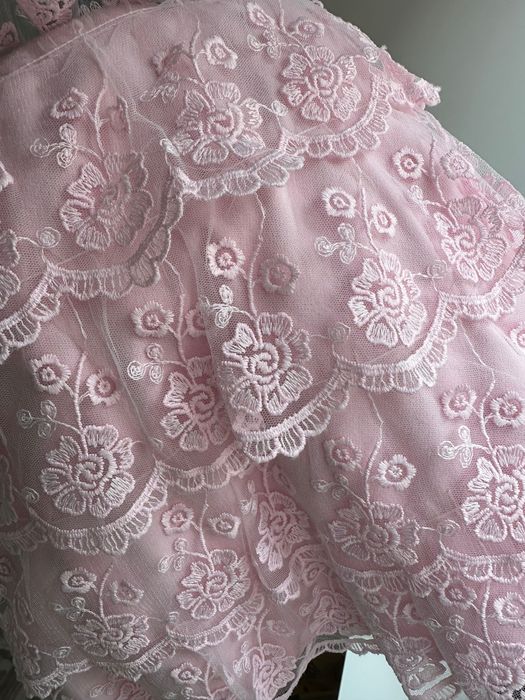 Нежна дантелена рокличка 104 см