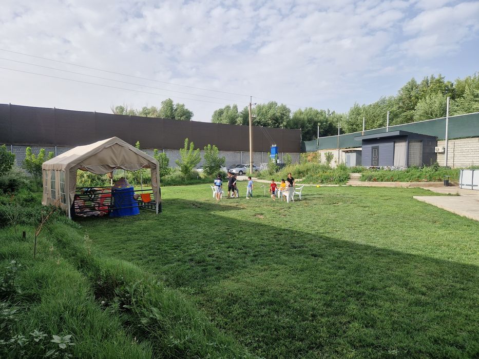 Аренда дачи коттеджа баня с крытым бассейном у реки дача коттедж