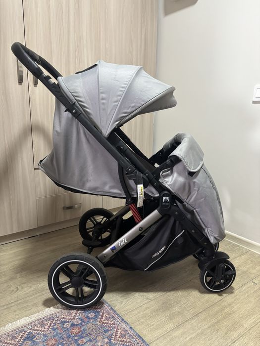 Коляска серый в хорошем состояни