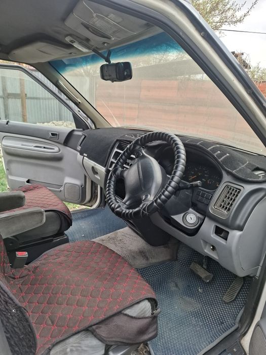 Продам Мазда МПВ