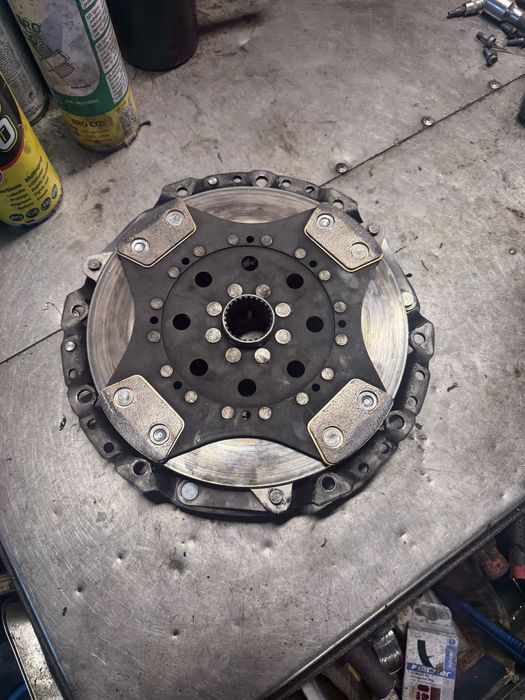 Съединител Сакс Перфрормънс +притискател 550i 240мм