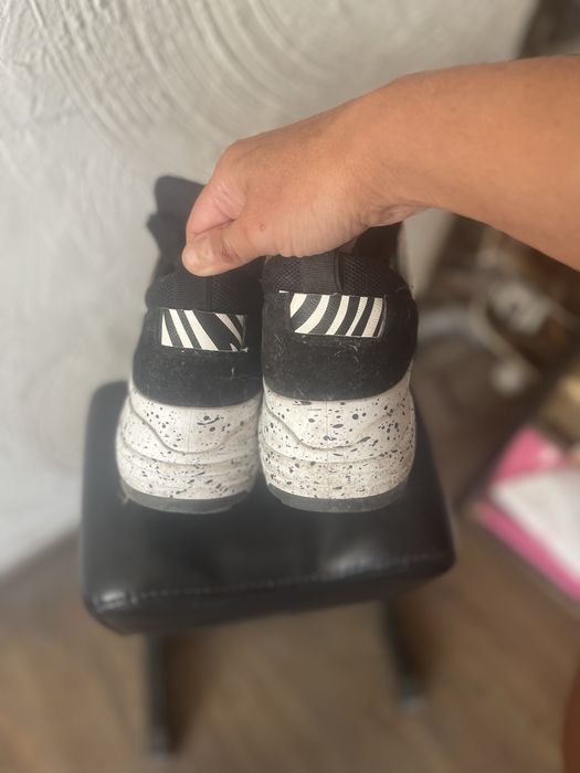 Сникърси-велур!!!