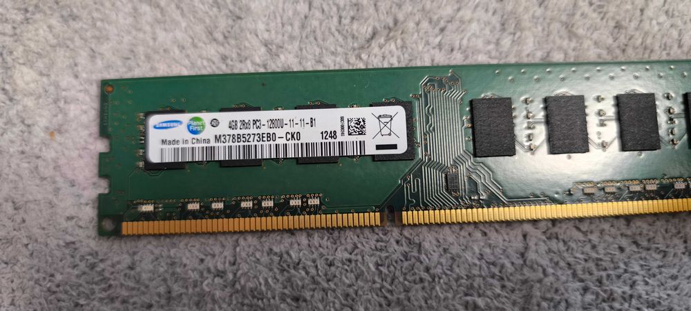 Vand memorii DDR 3 --  2 kituri