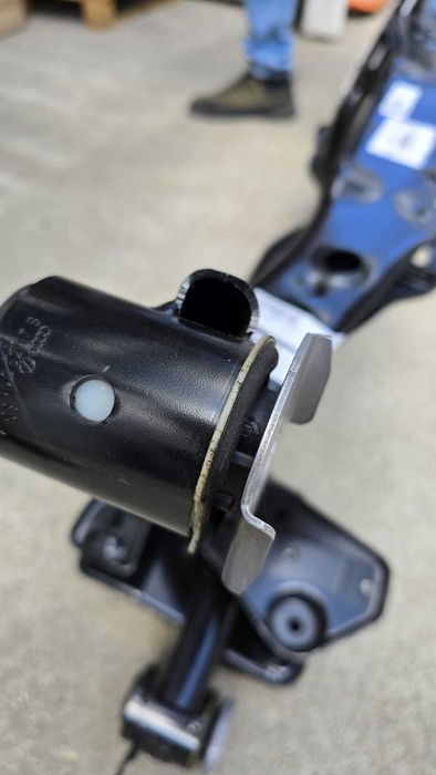 Punte suspensie completa NOUA OEM 5Q0505235M-Audi,VW,Seat,Skoda-WAG