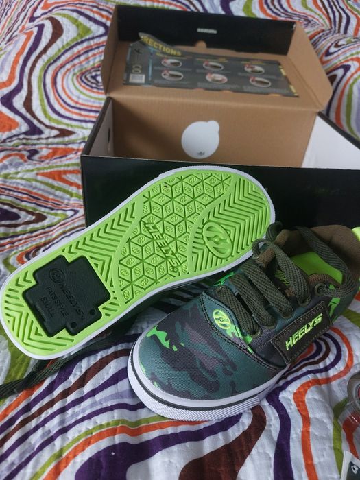 Adidasi cu role HEELYS