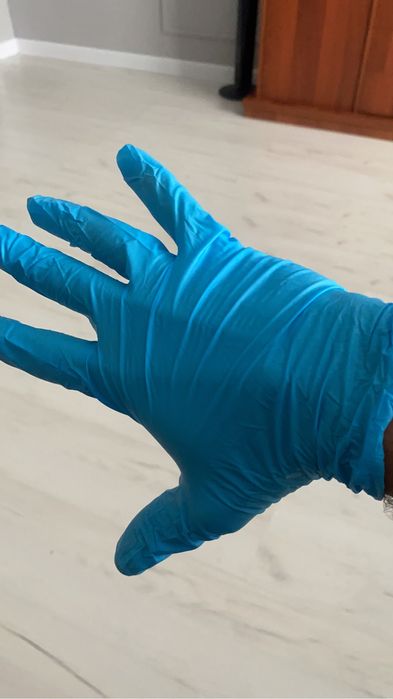 Перчатки нитриловые