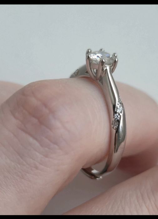 Inel de logodna, cristal de laborator