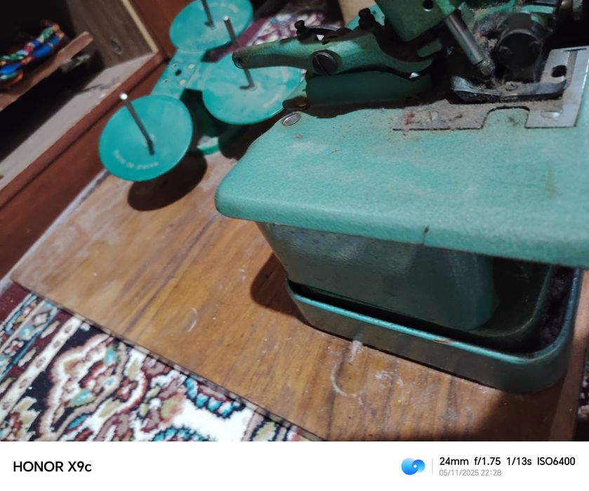 Averlo moshina  sotiladi