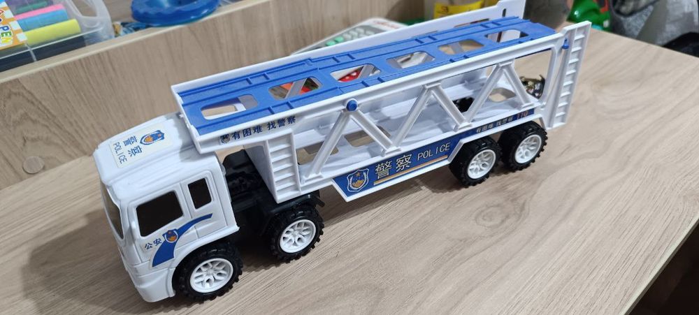 Разнообразные игрушки