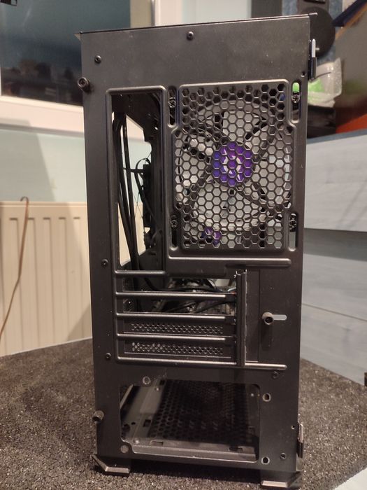 Carcasa PC Desktop AQIRYS