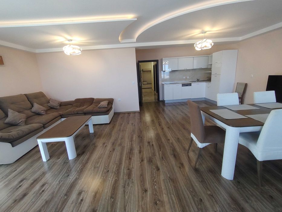 Продава се Тристаен апартамент в с. Шкорпиловци, Област Варна - 123 кв.м за 1318 €/кв.м - Снимка #1