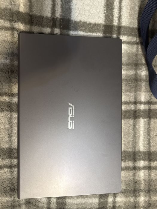 Laptop asus gri
