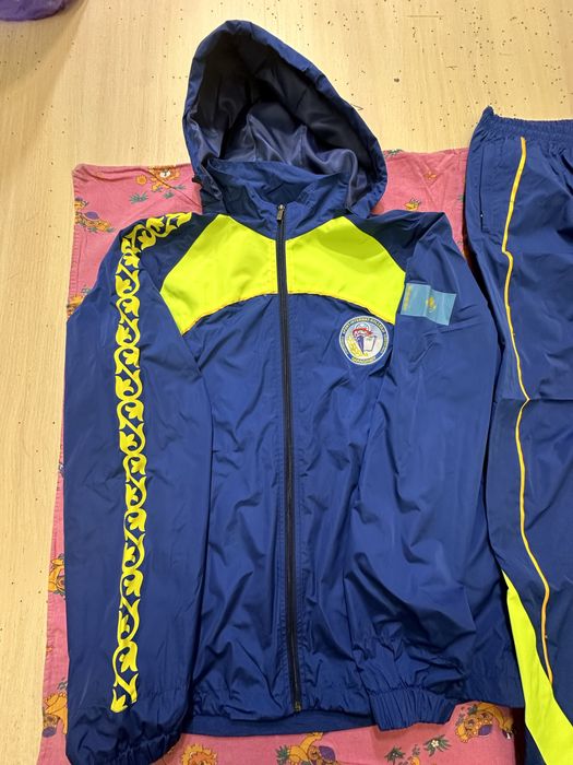 Спортивный костюм