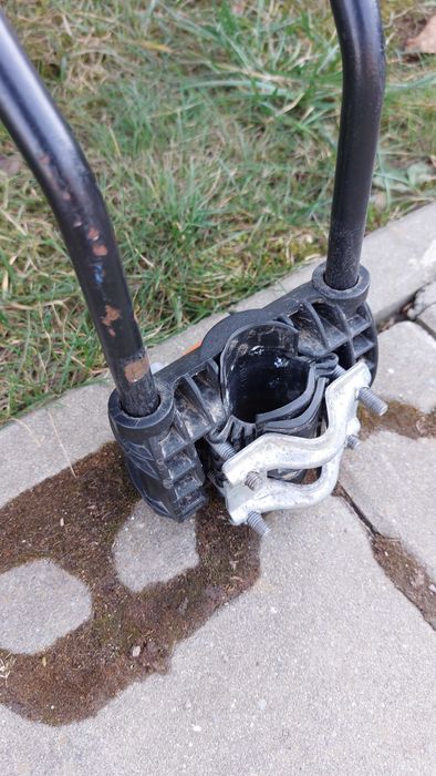 Scaun de bicicleta pt copii. Montare pe spate