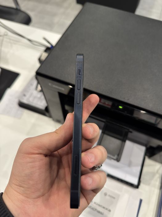 Iphone 12 на 64 гб