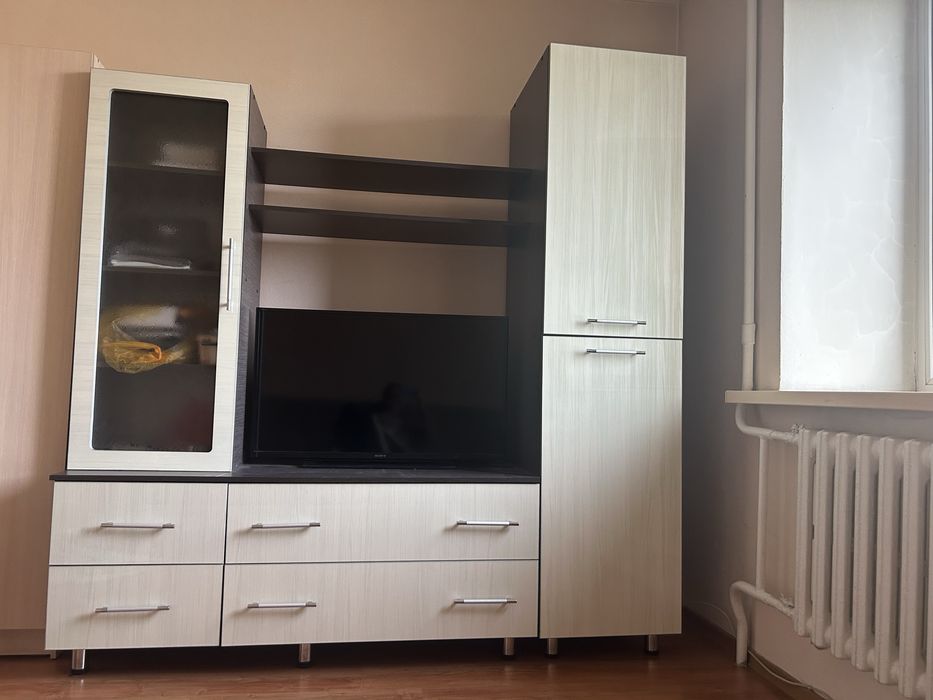 Продам стенку б/у