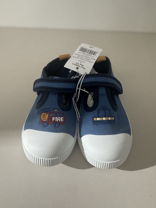 Нови детски пантофи George 23 номер