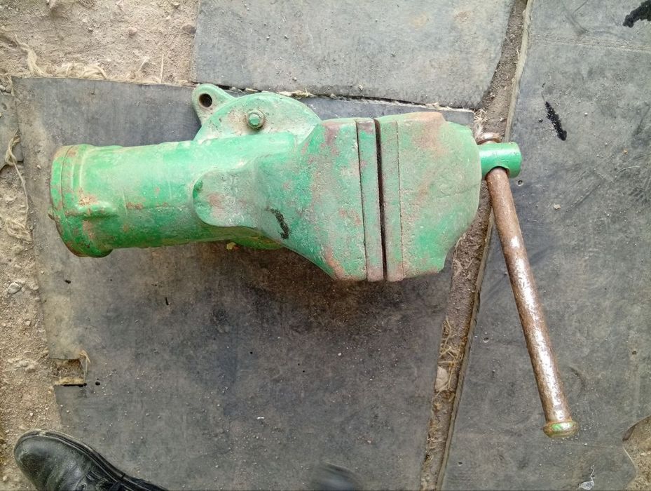 Sovet stolesar tiskisi