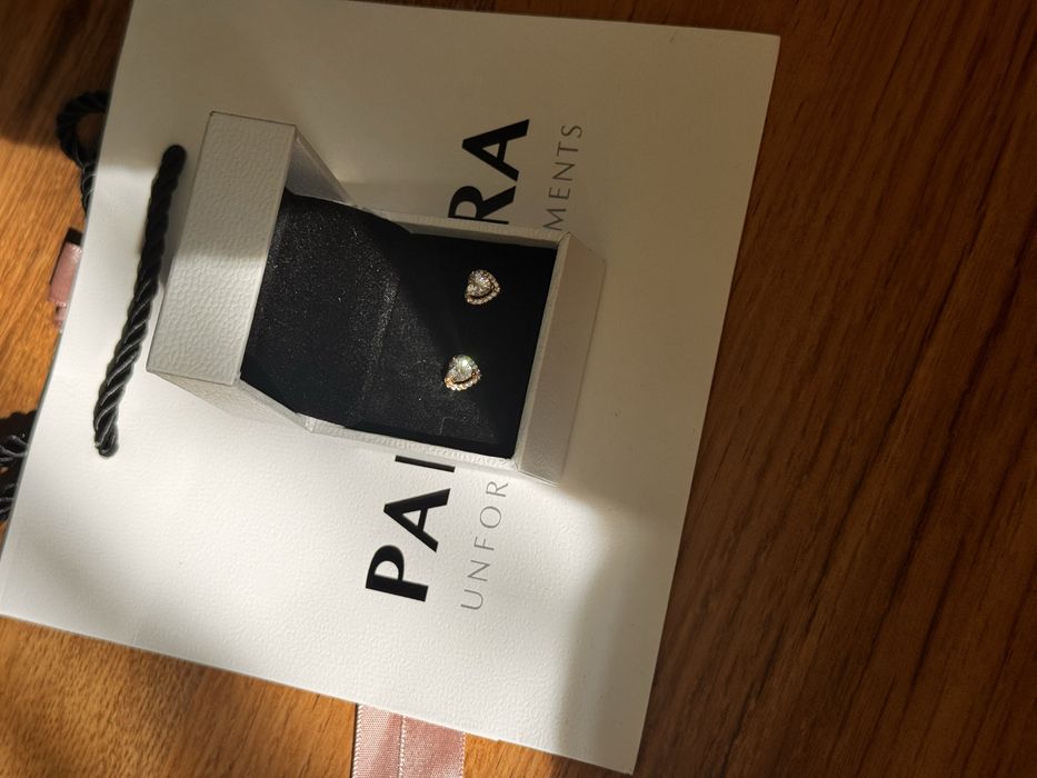 Пандора обеци Pandora