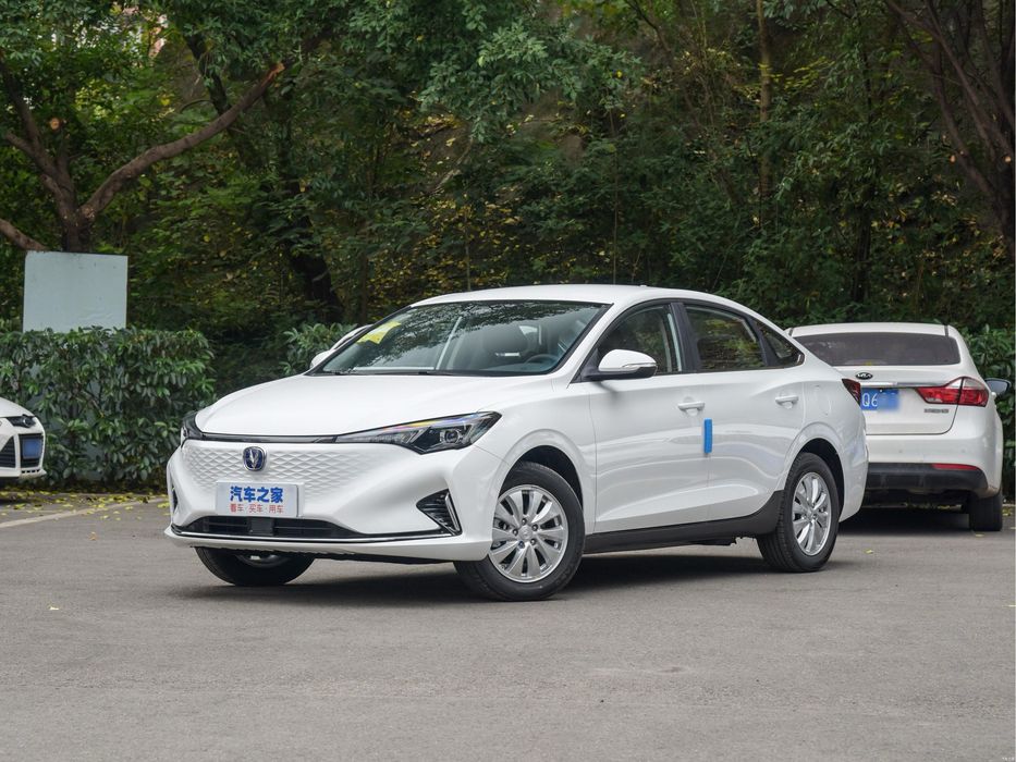 Как снять аккумулятор из changan eado plus