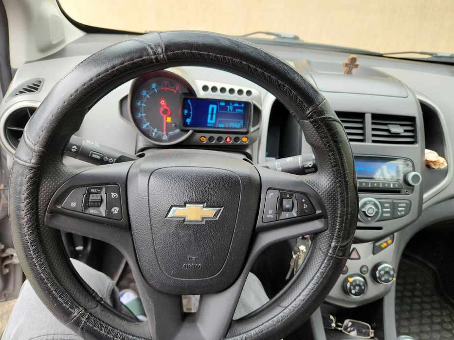 CHEVROLET Aveo 2011 — imagine 3