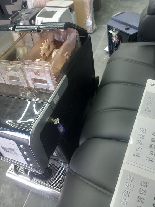 Професионална кафемашина La Cimbali