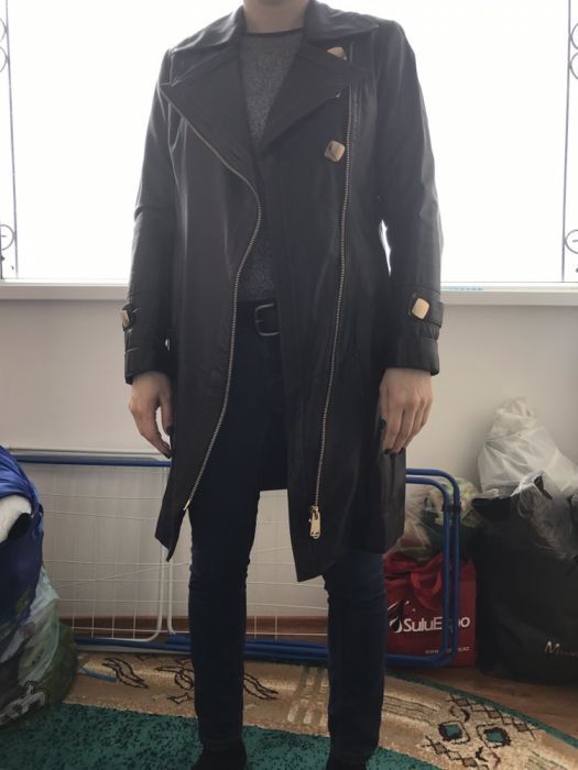 Продам кожаный плащ
